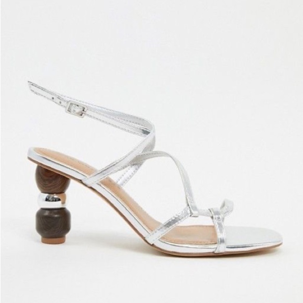 WHO WHAT WEAR heeled sandals